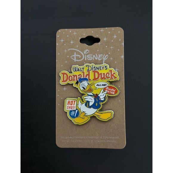 Disney Donald Duck Classic Cartoon Enamel Pin - Picture 1 of 2